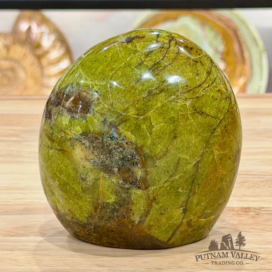 Green Opal Table Accent 4.2’’ - Sculpture