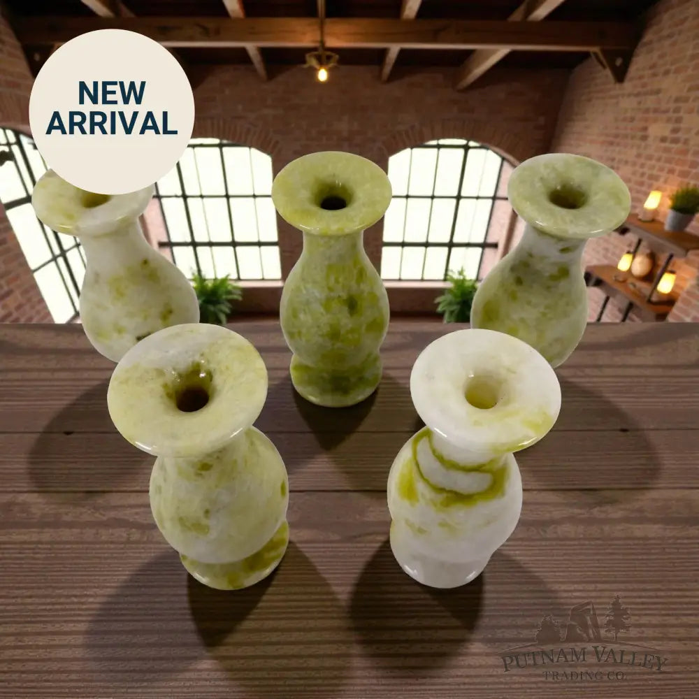 Lantian Jade Small Vase Sculpture