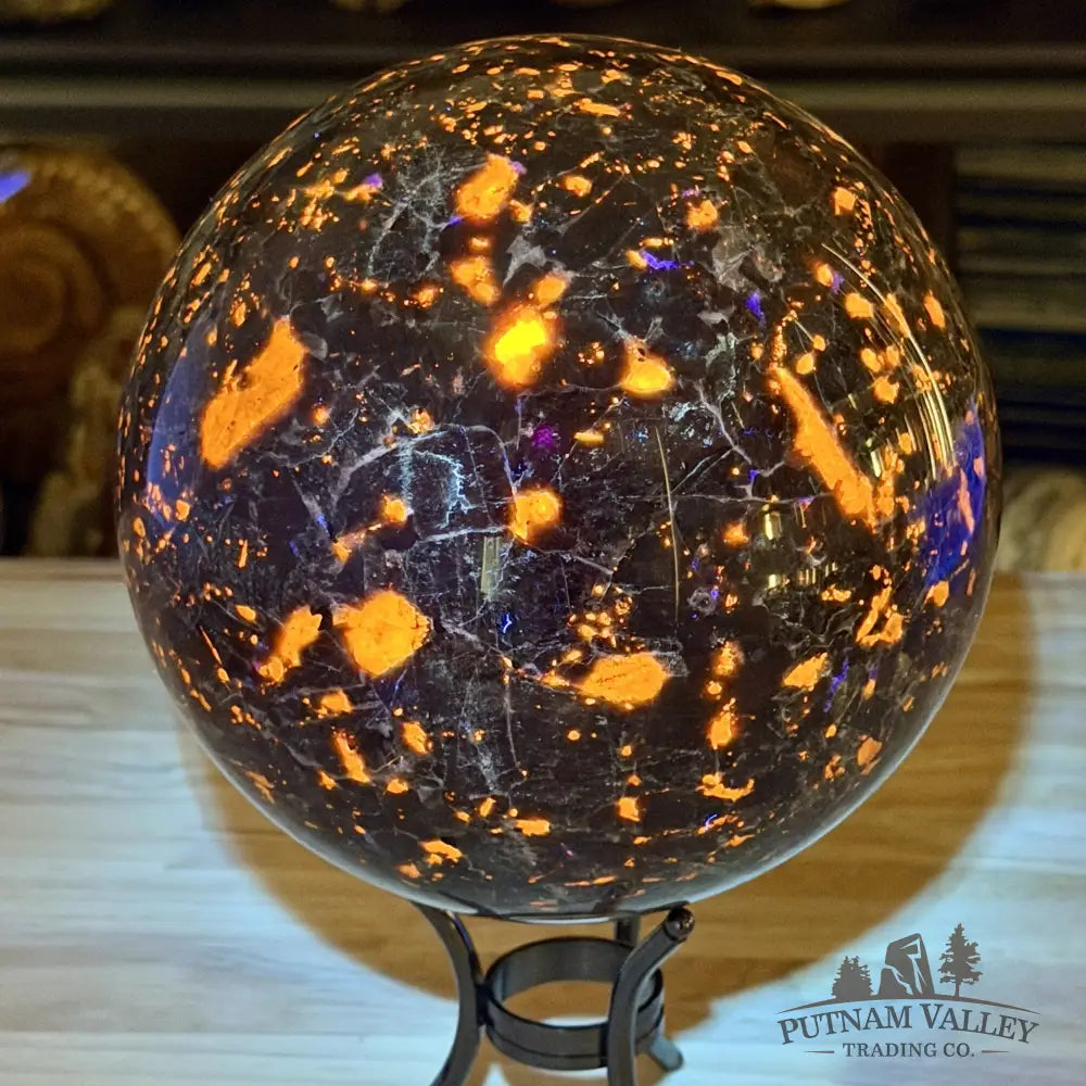 Rare Yooperlite + Hematite Sphere 6.99’’, UV Reactive Glow - Sphere