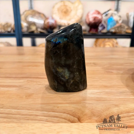 Reserve Labradorite Table Accent 4.31’’ - Sculpture