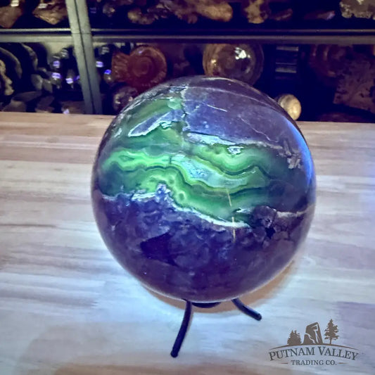 Volcano Agate Sphere 5.7’’ | UV Reactive Glow - Sphere