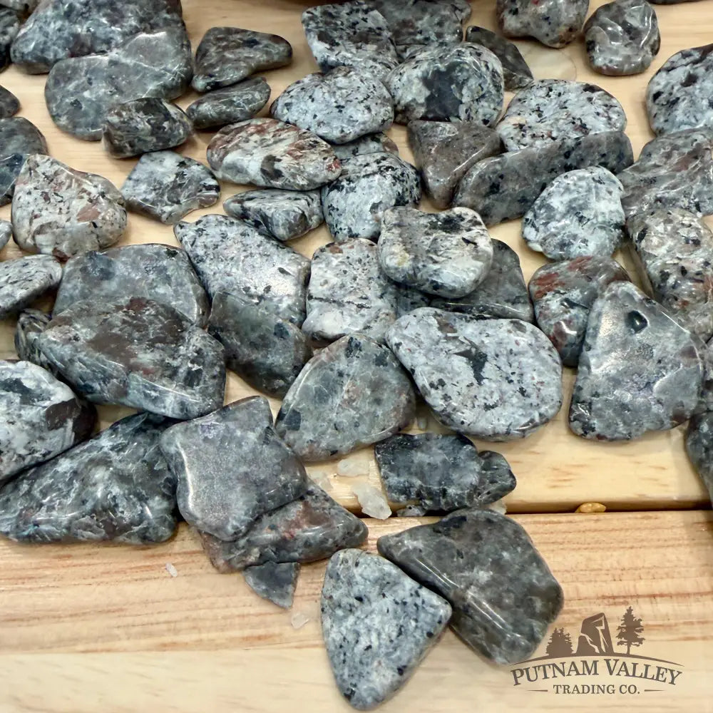 Tumbled Yooperlite Stones (½ lb) | Freeform - Tumbled Stone
