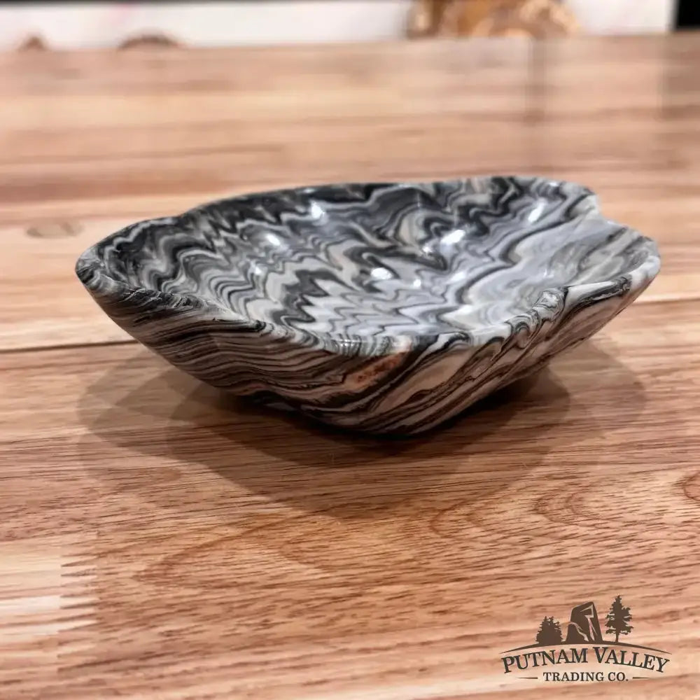 Zebra Onyx Bowl - Putnam Valley Trading Co.