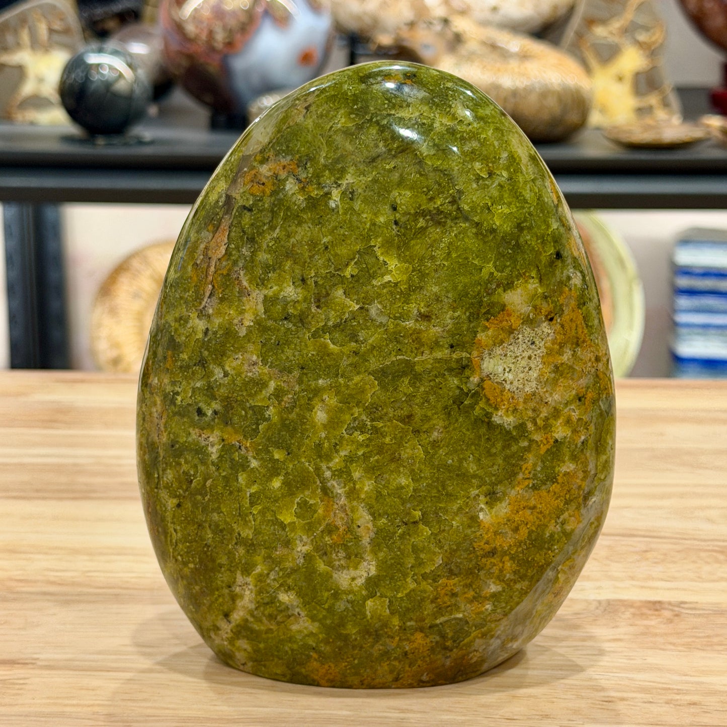 Green Opal Table Accent 6.1"