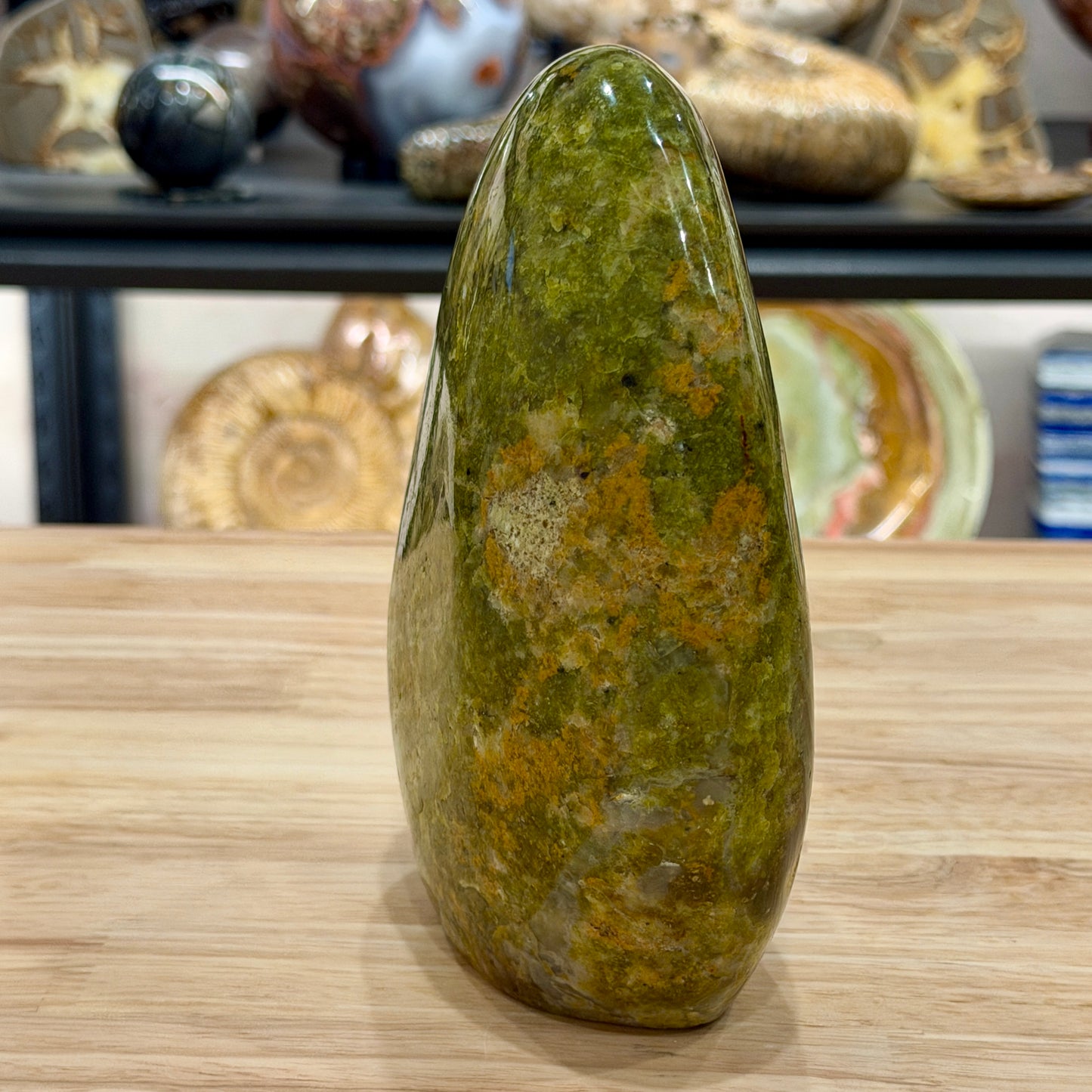Green Opal Table Accent 6.1"