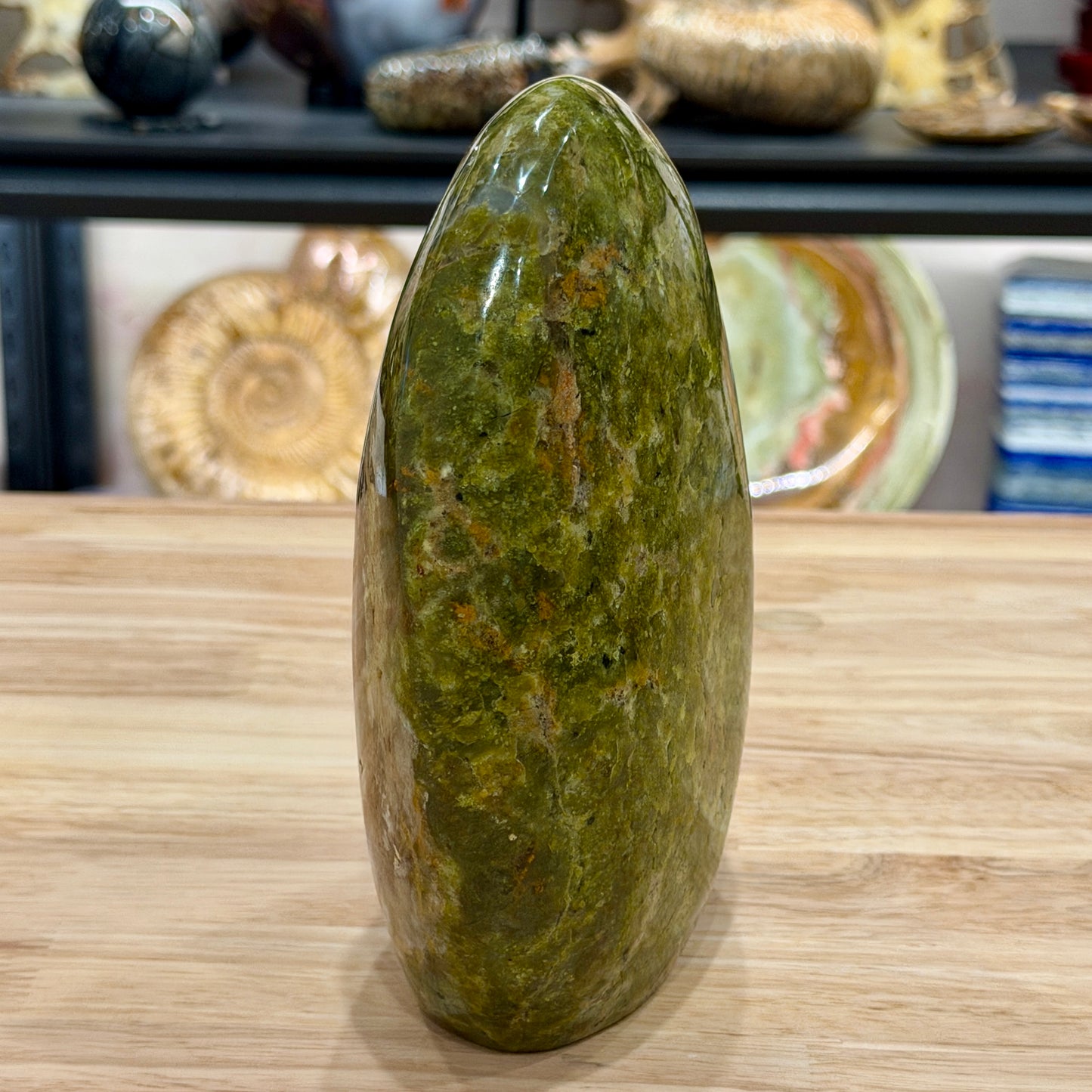 Green Opal Table Accent 6.1"