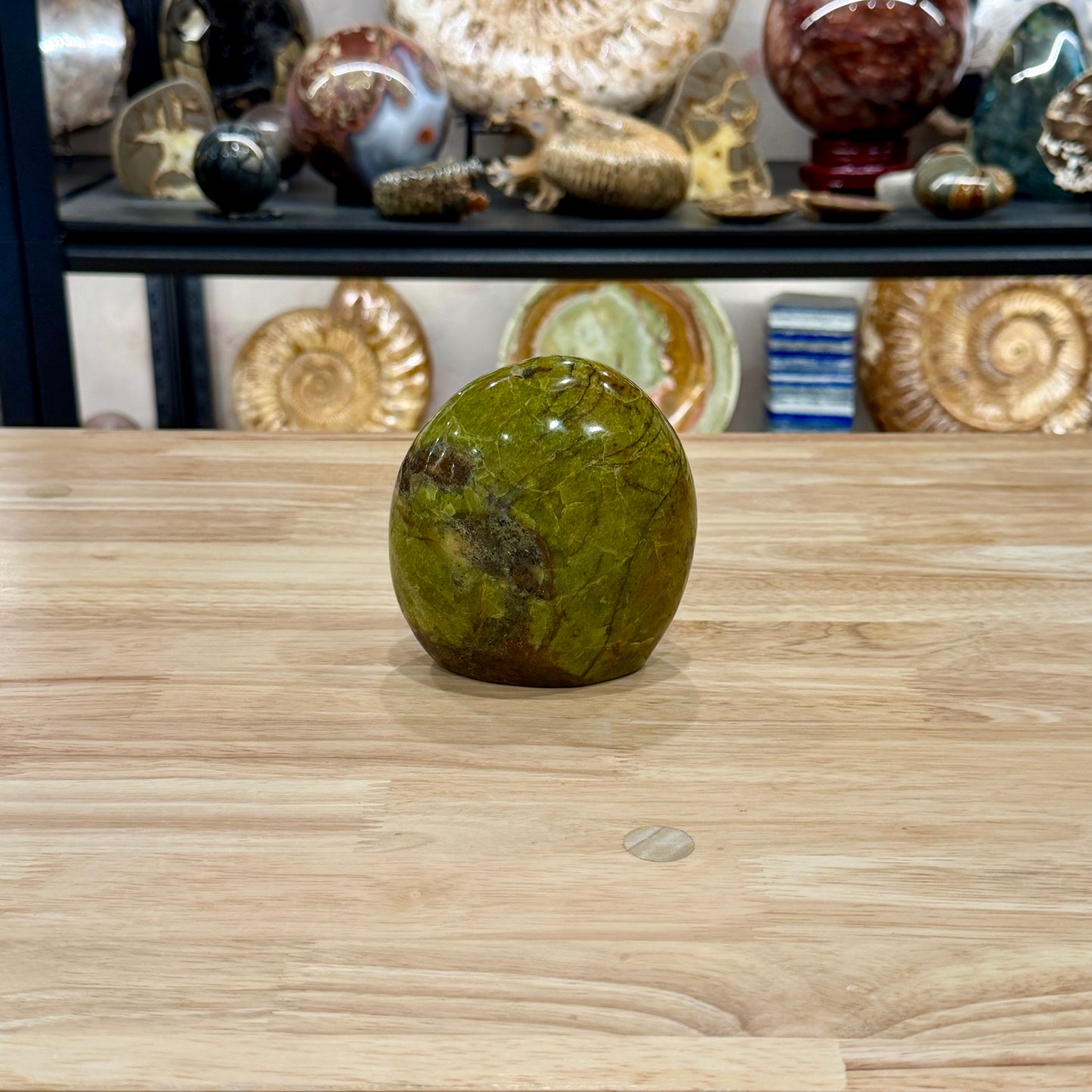 Green Opal Table Accent 4.2"