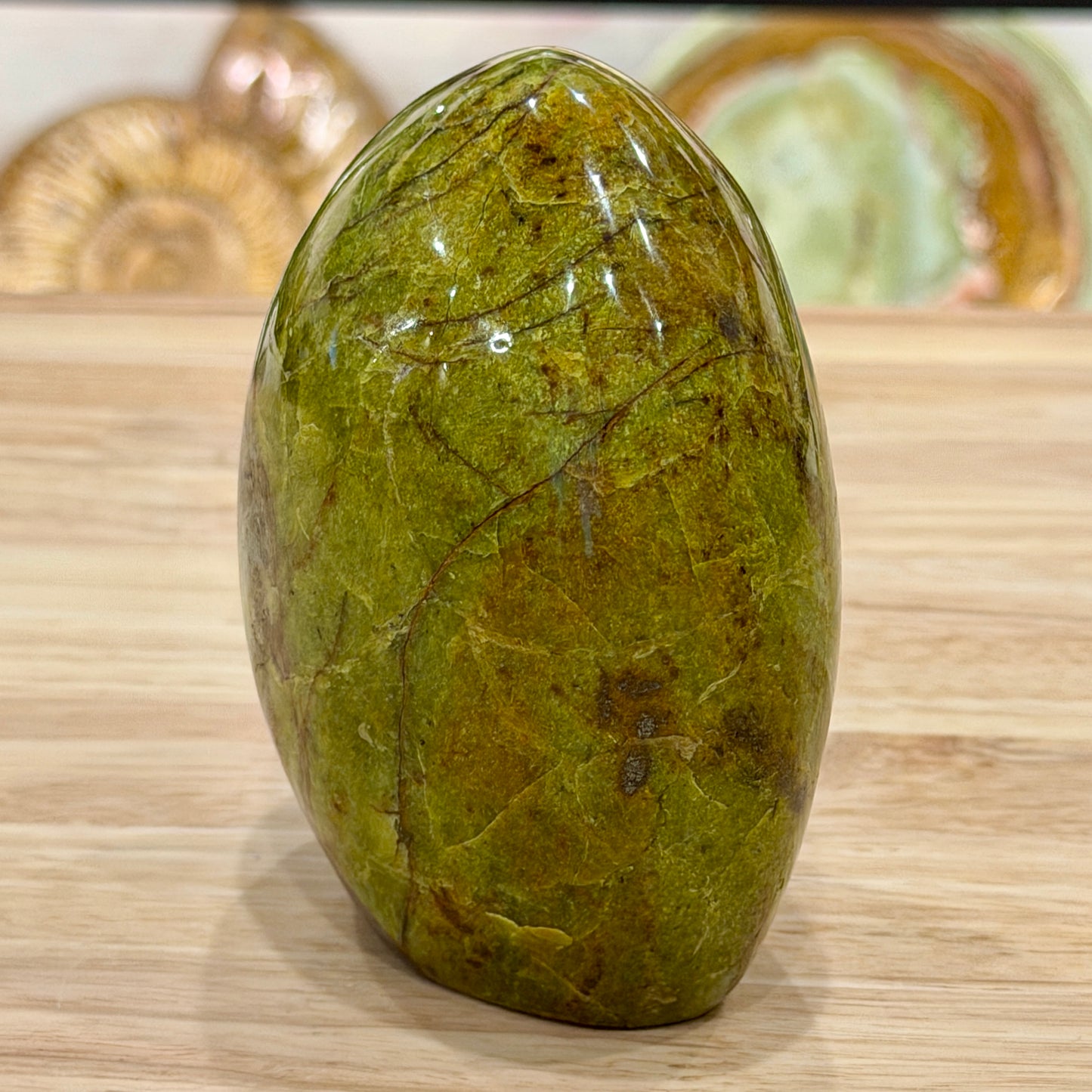 Green Opal Table Accent 4.2"