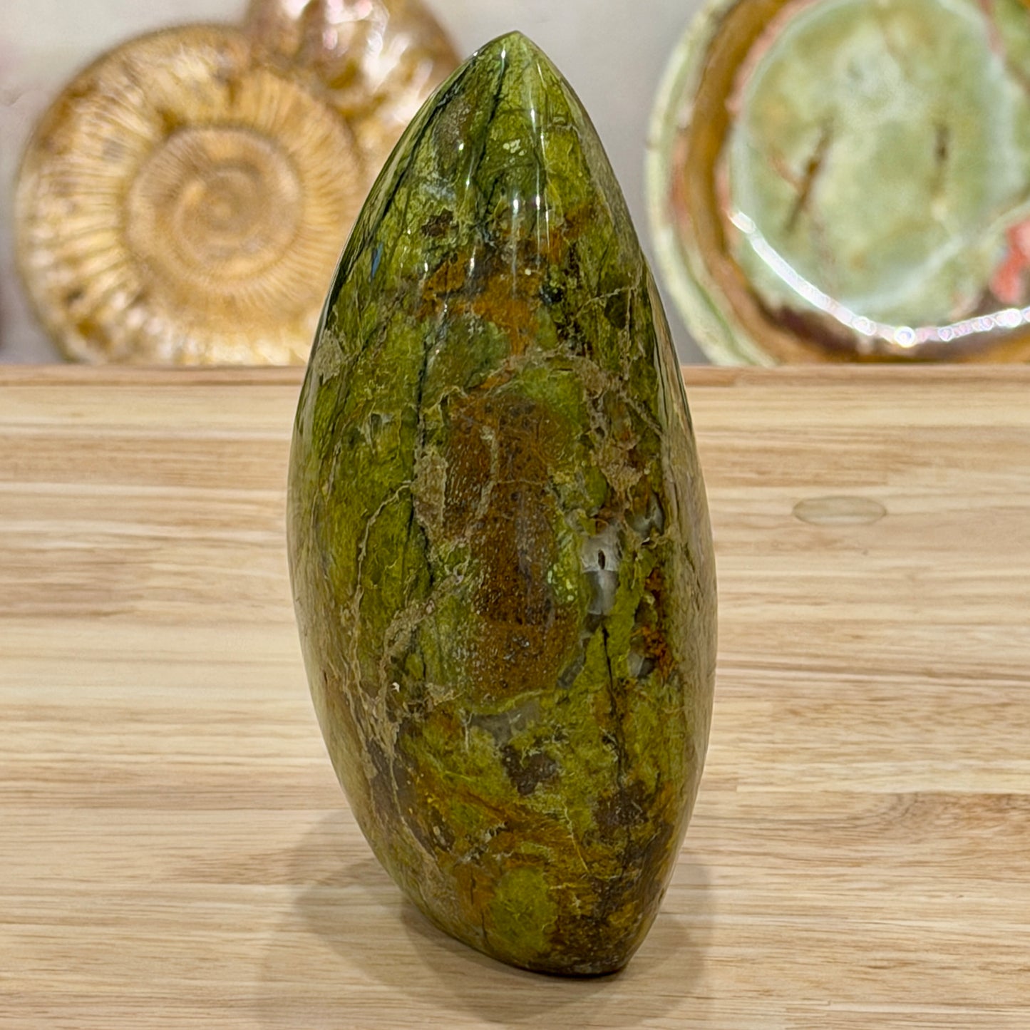Green Opal Table Accent 5.7"