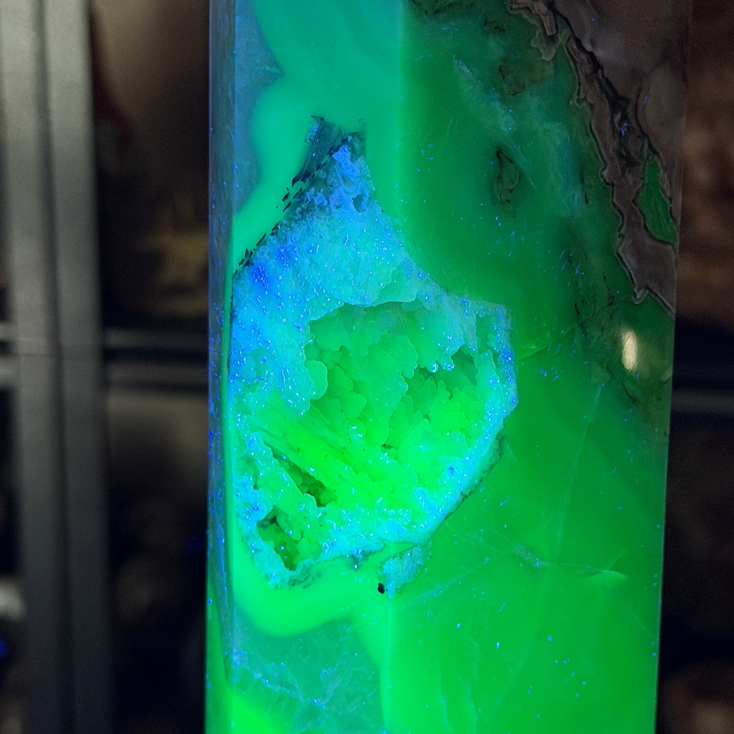 Reserve Indonesian Volcano Agate Statement Tower 17.75"