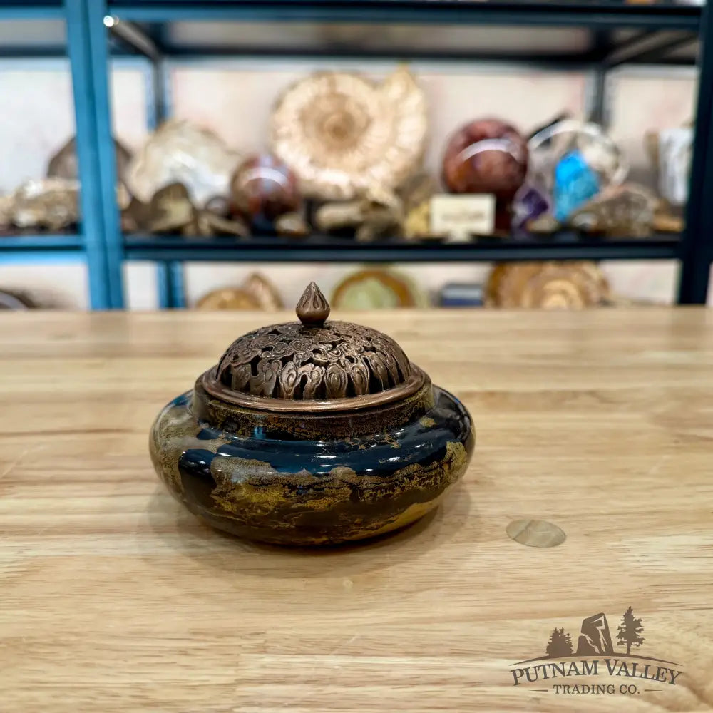 Chinese Picture Jasper Round Trinket Box - Display Box