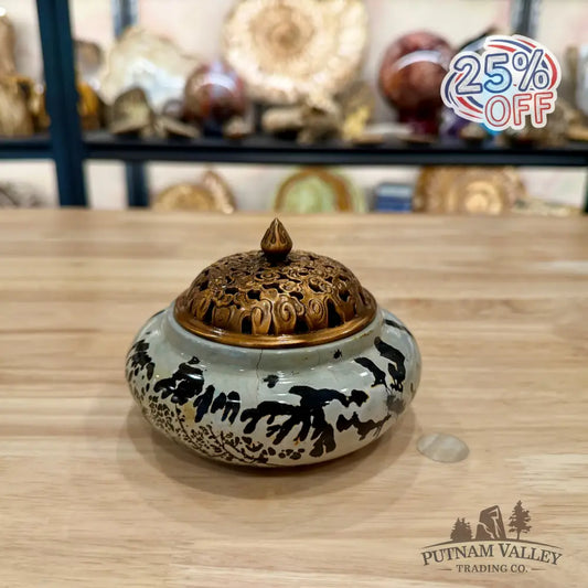 Chinese Picture Jasper Round Trinket Box - Display Box