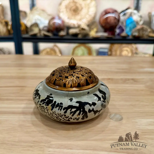 Chinese Picture Jasper Round Trinket Box - Display Box