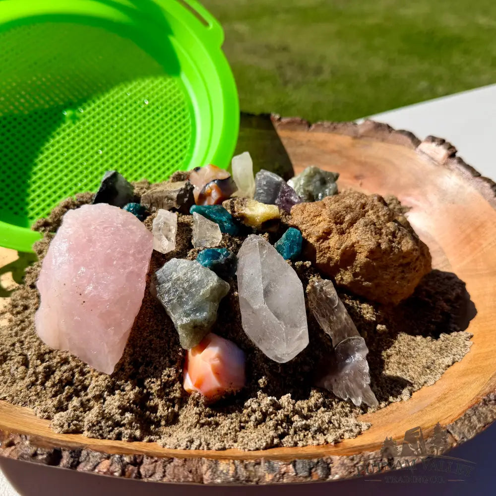 Crystal Mining Treasure Sand Bag + Sifter - Treasure Bag