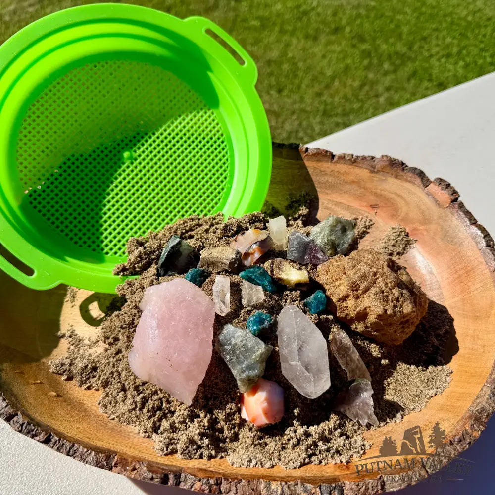 Crystal Mining Treasure Sand Bag + Sifter - Treasure Bag
