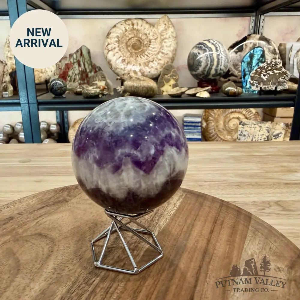 Dream Amethyst Sphere 3.2’’ - Sphere