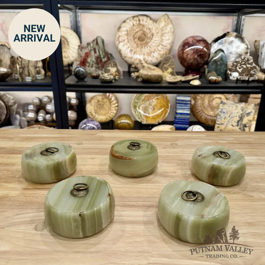 Green Banded Calcite Round Box 4.3’’ | Pakistan Onyx - Trinket Box