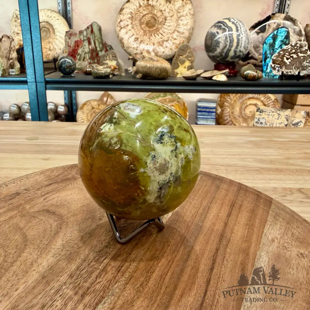 Green Opal Sphere 3.2’’ - Sphere