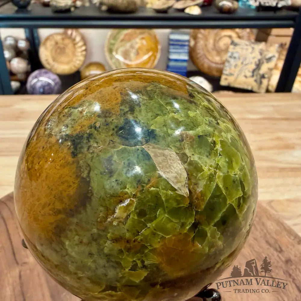 Green Opal Sphere 3.59’’ - Sphere