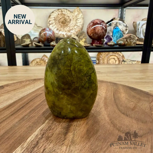 Green Opal Table Accent 3.43’’ - Sculpture