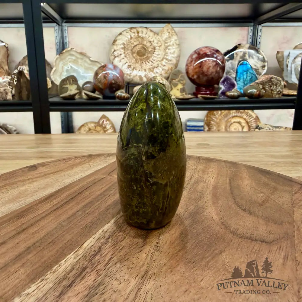 Green Opal Table Accent 3.44’’ - Sculpture
