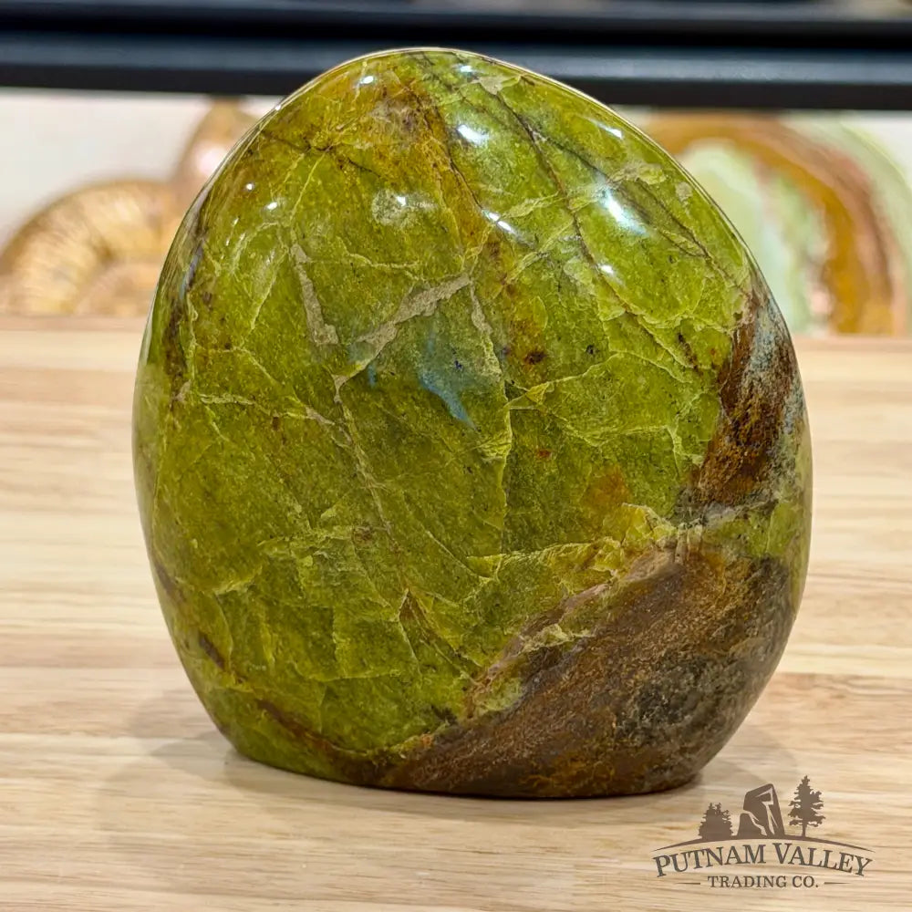 Green Opal Table Accent 4.2’’ - Sculpture
