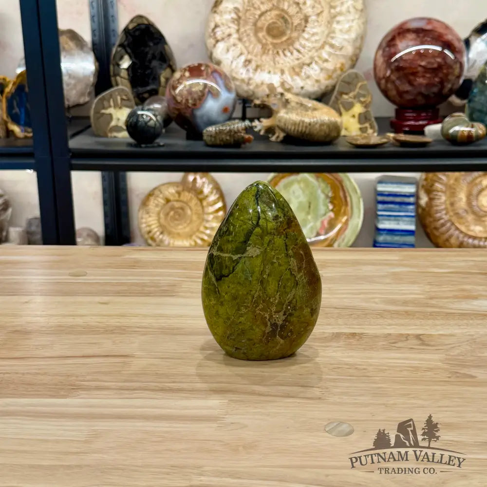 Green Opal Table Accent 5.7’’ - Sculpture