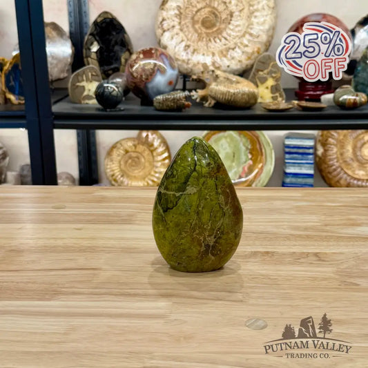 Green Opal Table Accent 5.7’’ - Sculpture
