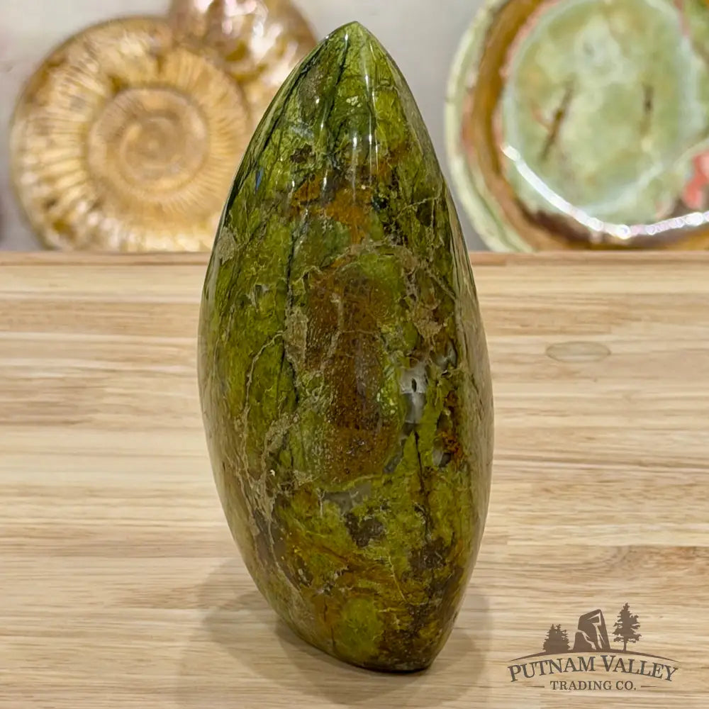 Green Opal Table Accent 5.7’’ - Sculpture