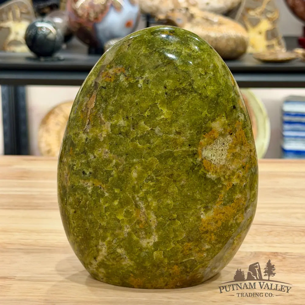 Green Opal Table Accent 6.1’’ - Sculpture