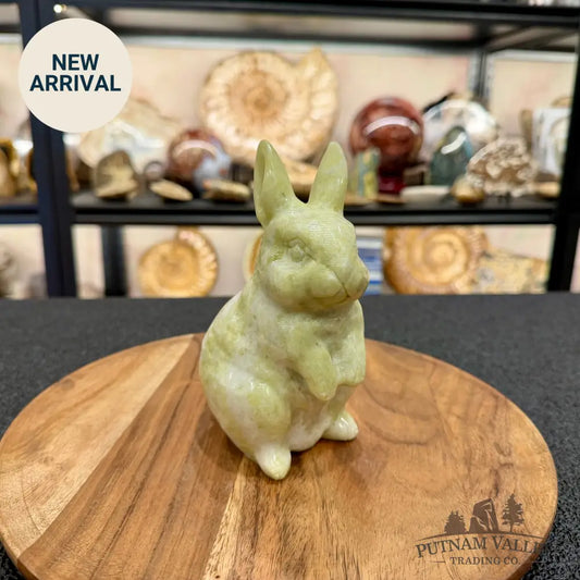 Hand-Carved Lantian Jade Rabbit - Sculpture