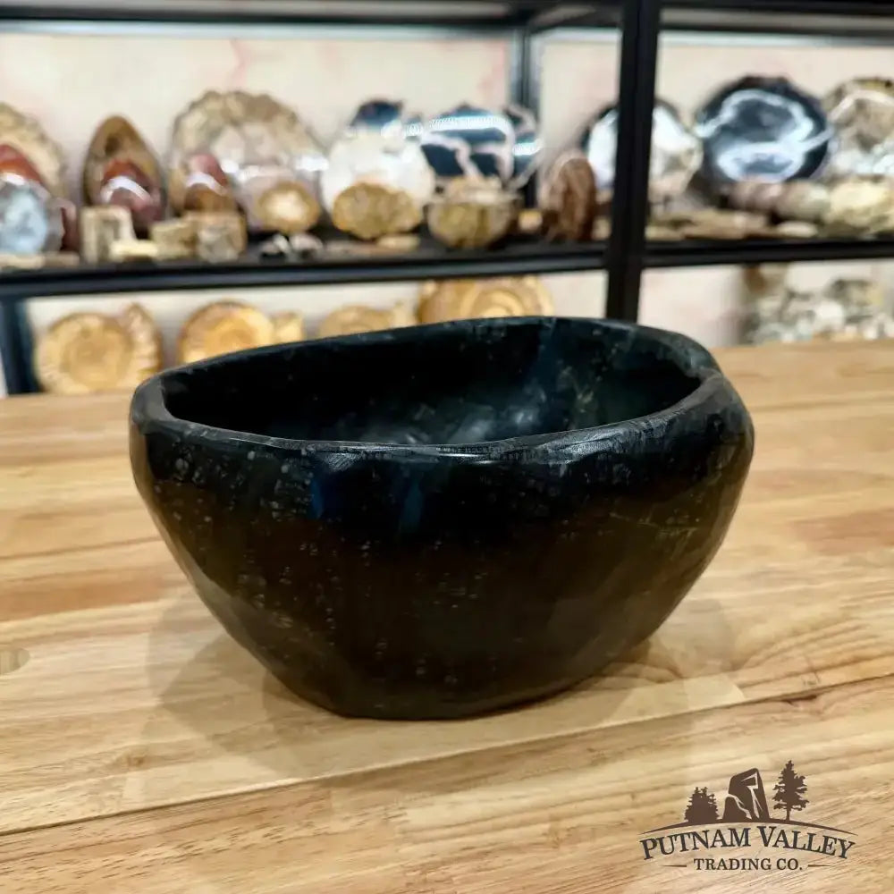 Dendritic Serpentine Bowl - Putnam Valley Trading Co.