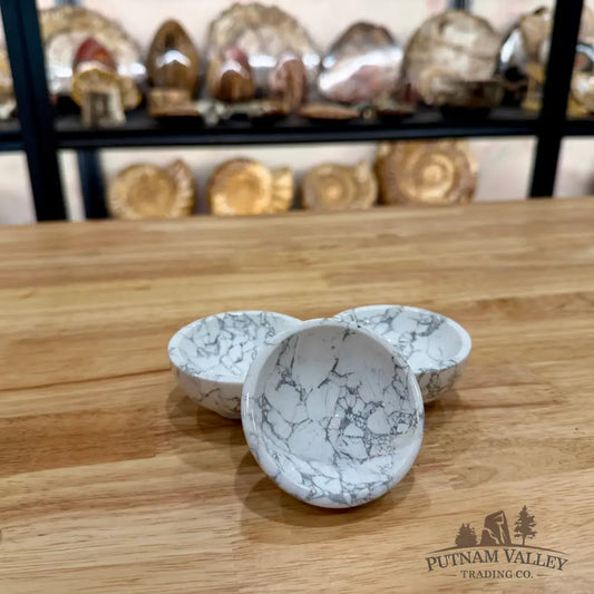 Handcrafted Howlite Bowls 2.7’’ Sphere