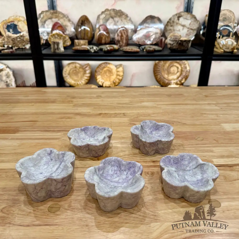 Handcrafted Tiffany Stone Flower Dish Bowl