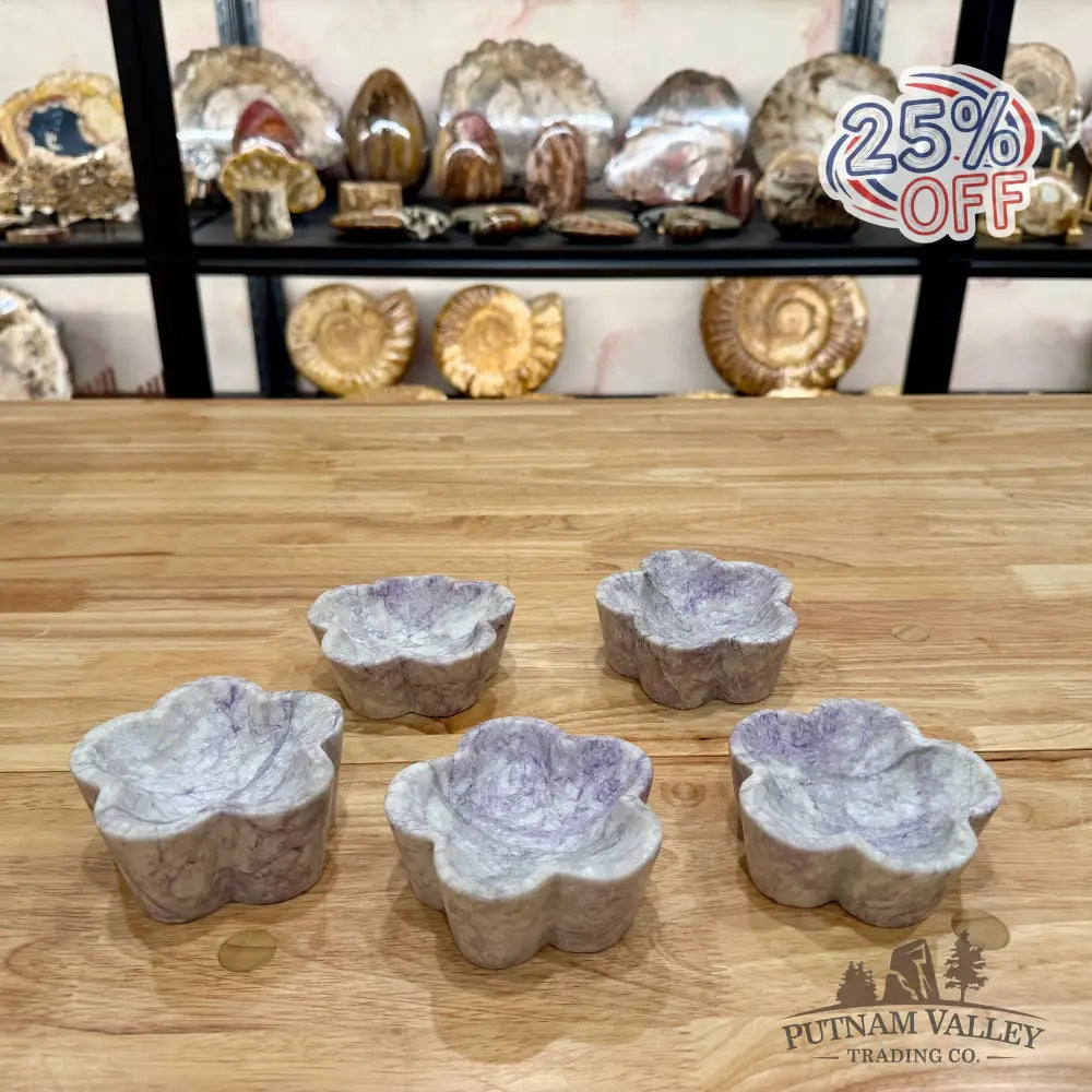 Handcrafted Tiffany Stone Flower Dish Bowl