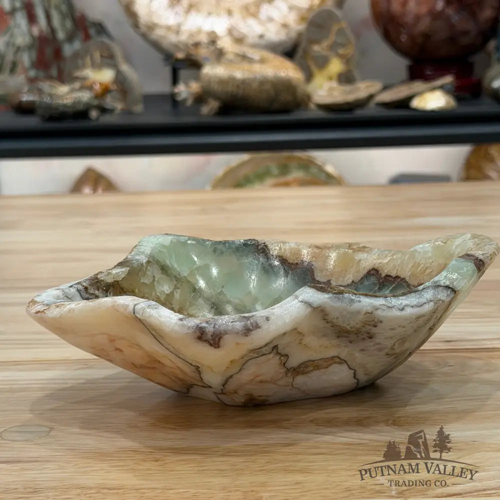 Mexican Pistachio Onyx Bowl 7.75’’ - Bowl