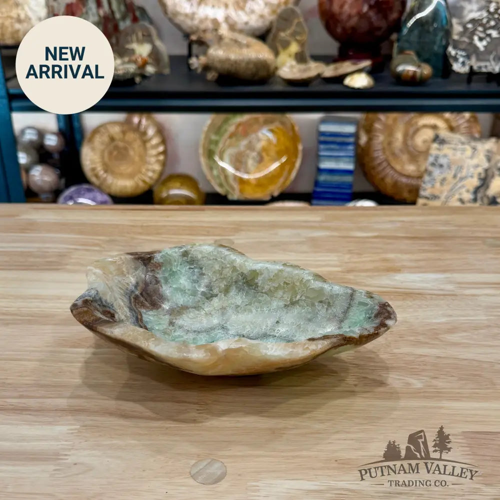 Mexican Pistachio Onyx Bowl 8.25’’ - Bowl