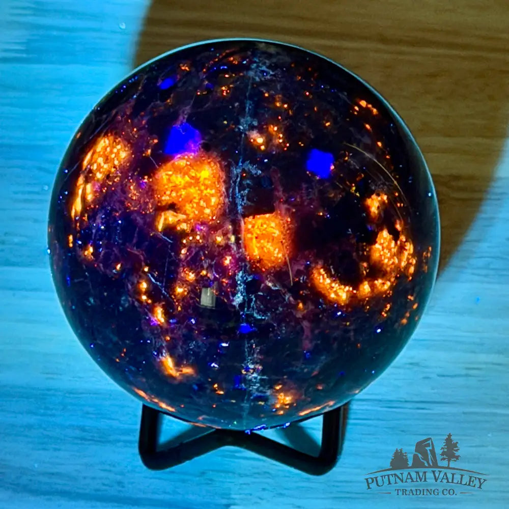 Rare Yooperlite + Hematite Sphere 3.1’’ - Sphere