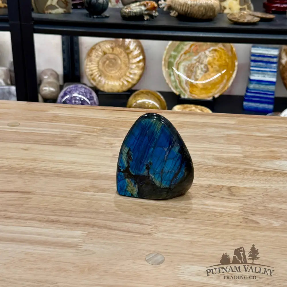 Reserve Labradorite Table Accent 4.1’’ - Sculpture
