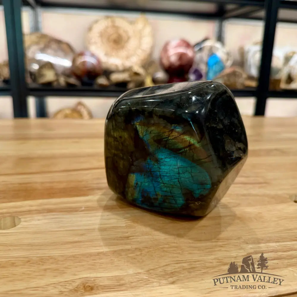 Reserve Labradorite Table Accent 4.57’’ - Sculpture