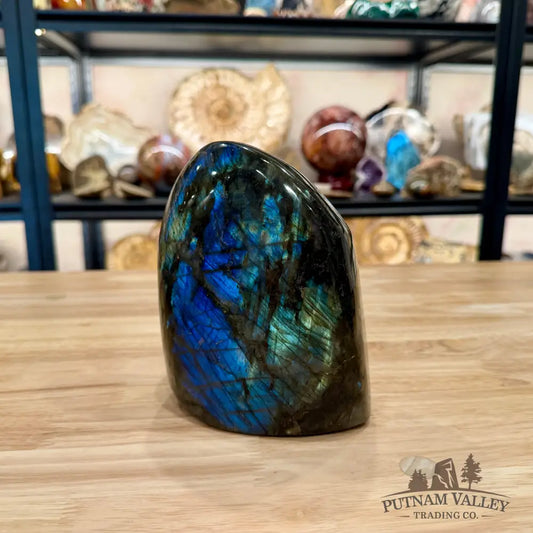 Reserve Labradorite Table Accent 6.18’’ - Sculpture