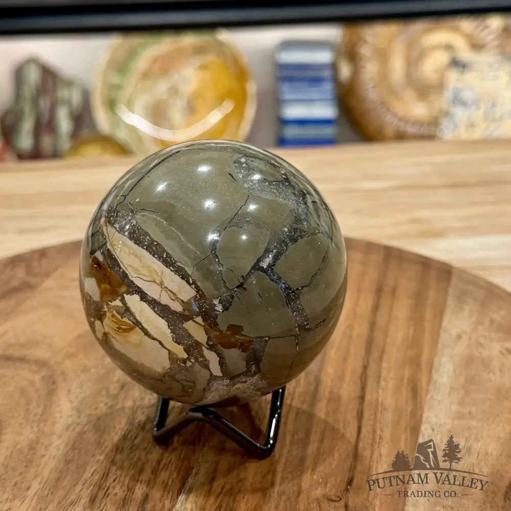 Reserve Madagascar Ibis Jasper Sphere 3.23’’ - Sphere