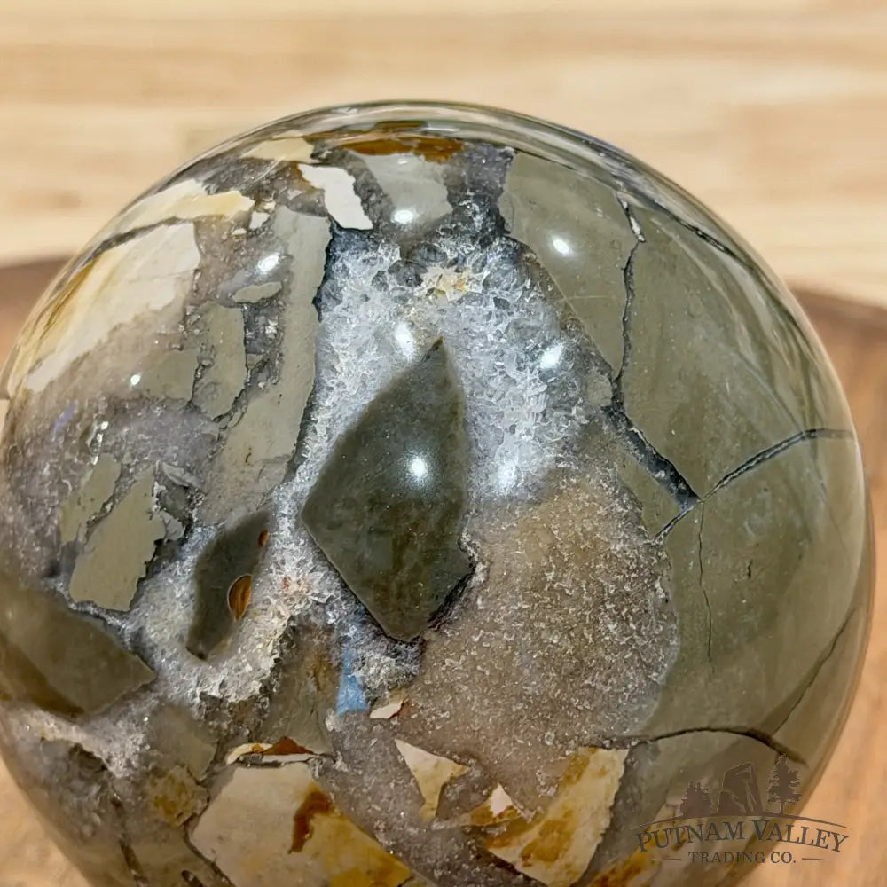 Reserve Madagascar Ibis Jasper Sphere 3.23’’ - Sphere