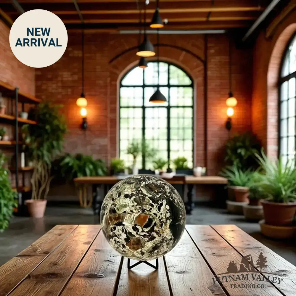 Reserve Money Agate Sphere 5.4" - Putnam Valley Trading Co.