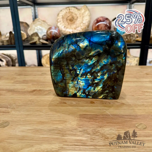 Reserve Labradorite Table Accent 7.1’’ - Sculpture
