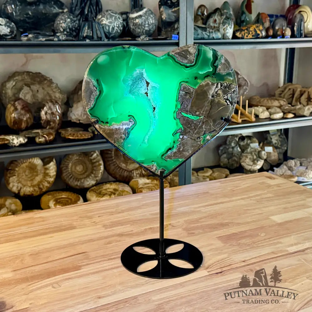 Reserve Volcano Agate Heart 17.5’’ Heart