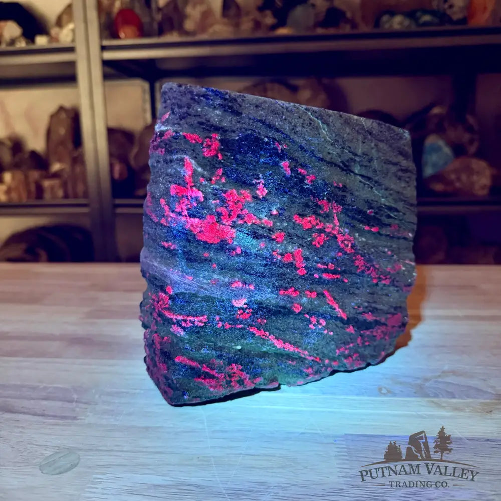 Ruby in Zoisite Tower 7.4’’| UV Reactive - Free Standing Accent