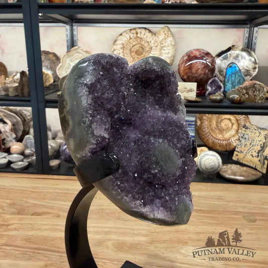 Amethyst Heart Geode + Stand 9.25’’ - Accent