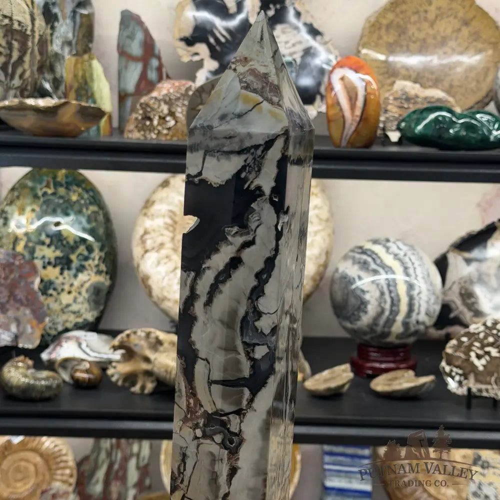 Volcano Agate Tower 23’’ - Tower