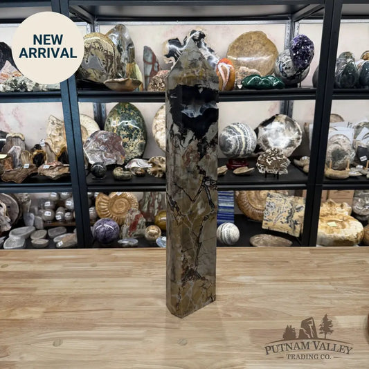 Volcano Agate Tower 23’’ - Tower